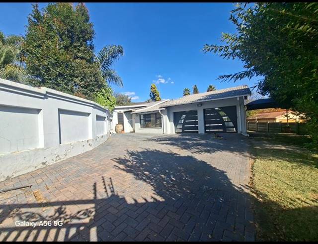 5 BEDROOM HOUSE FOR SALE IN VORNA VALLEY